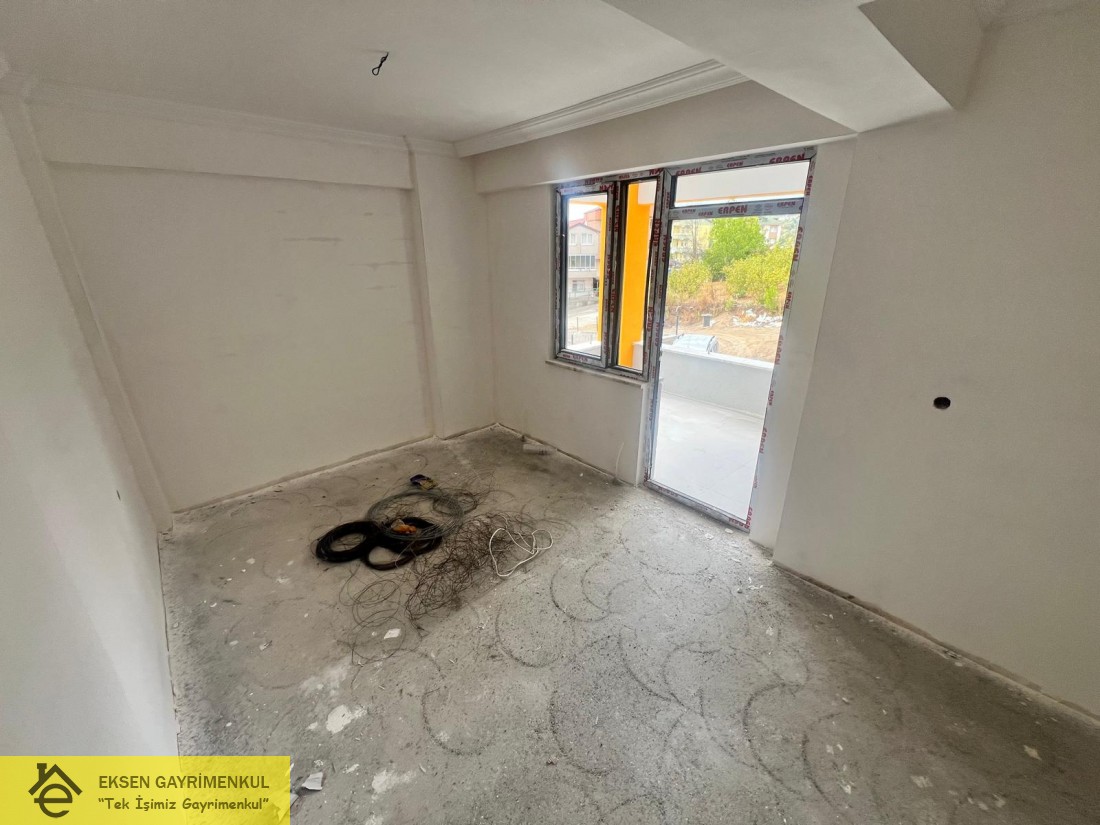 MAVİŞEHİRDE EBEVEYN BANYOLU 2+1 SIFIR DAİRE