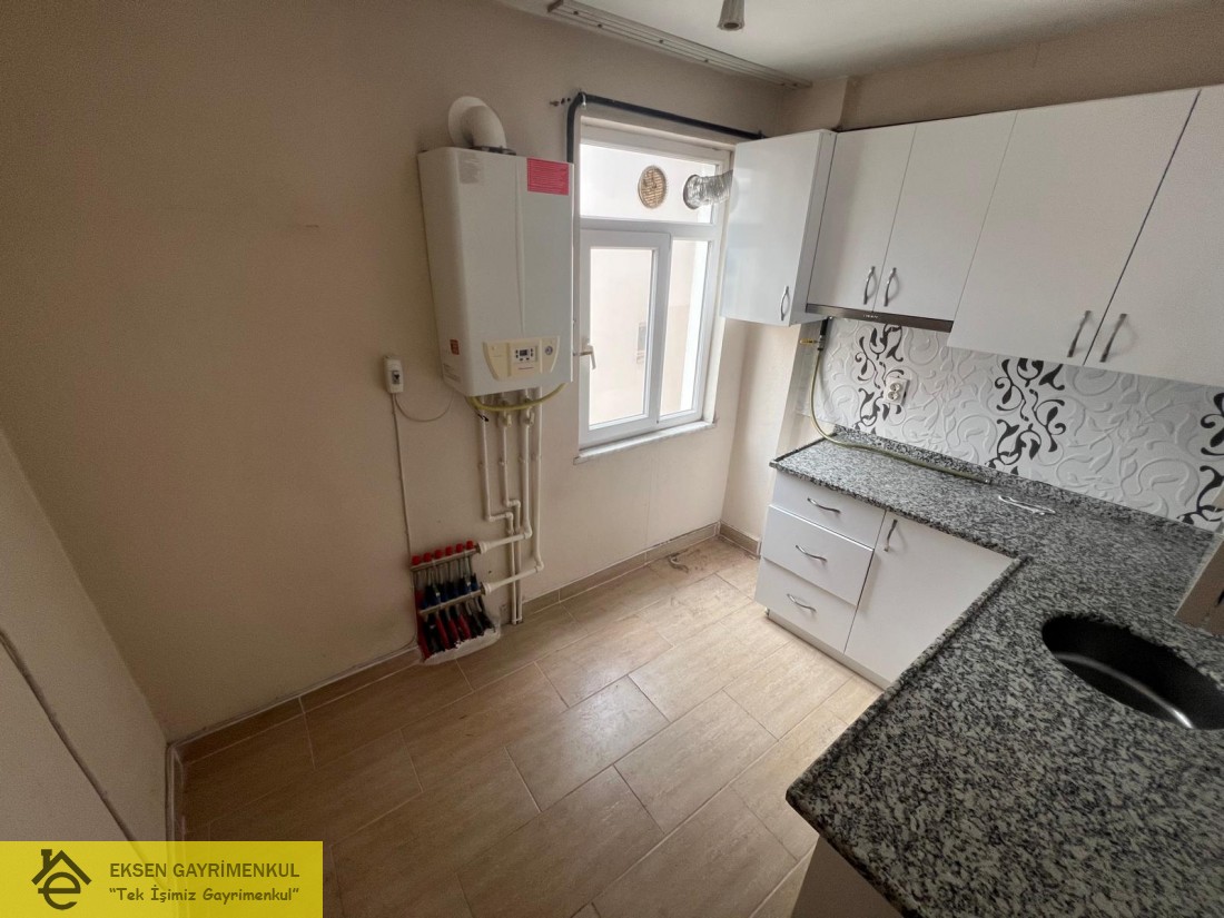 KARGOLAR CADDESİNDE 2+1 KİRALIK DAİRE