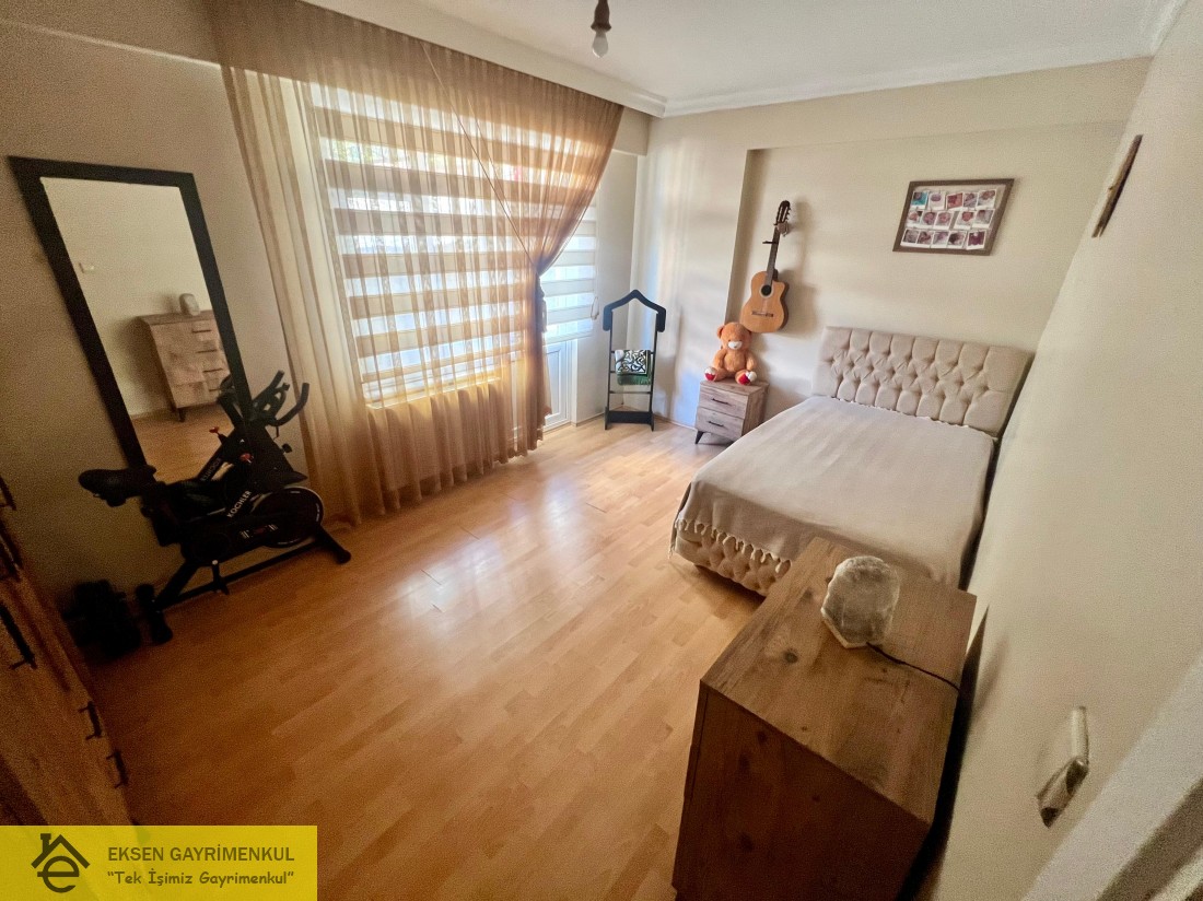 GULUC UN EN PRESTIJLI SITESINDE SATILIK DAIRE
