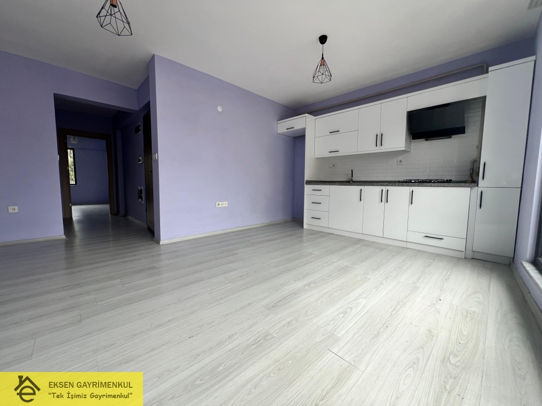 ERDEMİR CADDESİ ÜZERİNDE SIFIR AYARINDA KİRALIK  1+1DAİRE