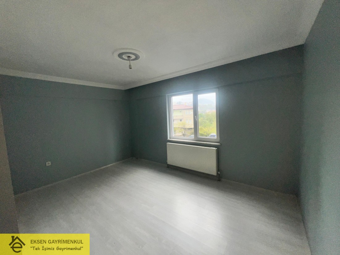 SIFIR AYARINDA EBEVEYN BANYOLU 3+1 DAİRE