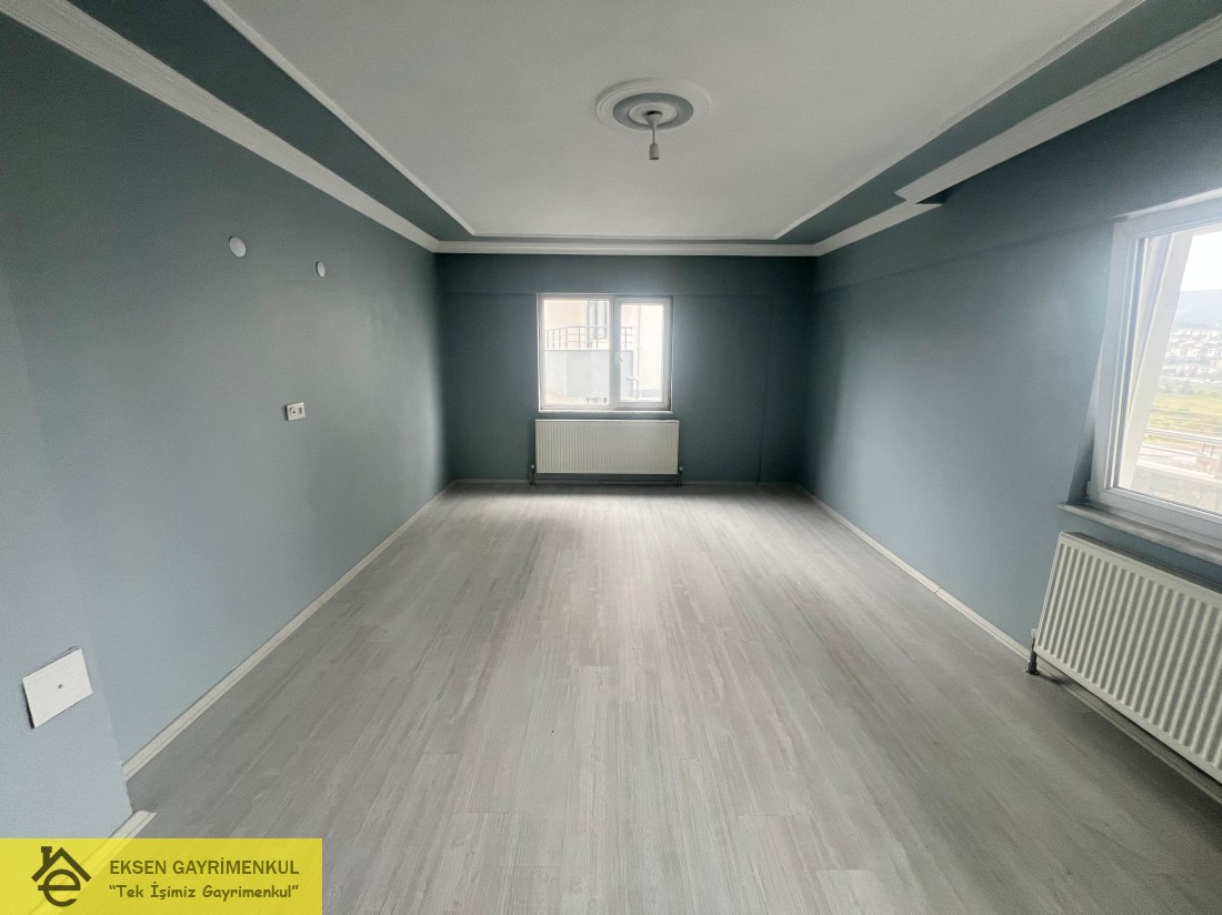 SIFIR AYARINDA EBEVEYN BANYOLU 3+1 DAİRE