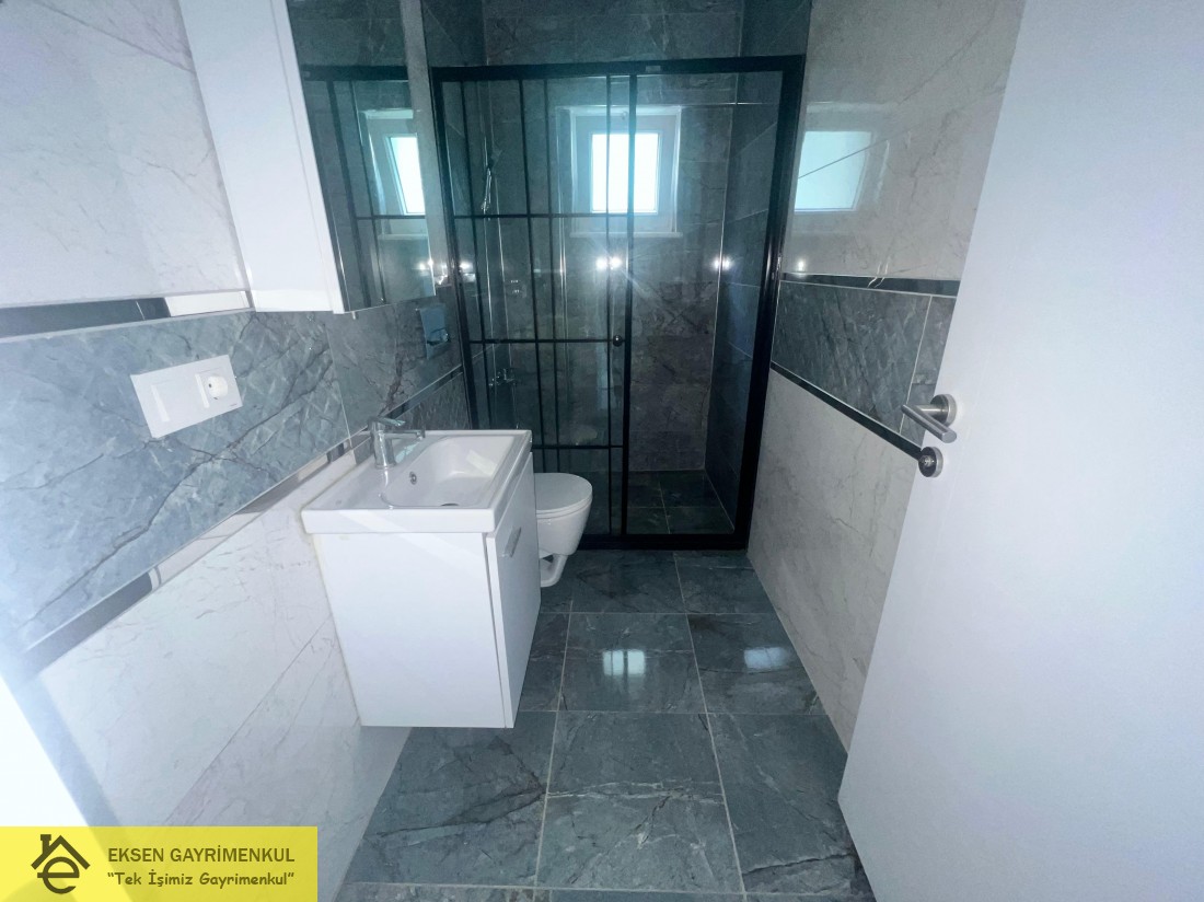 SIFIR AYARINDA EBEVEYN BANYOLU 3+1 DAİRE