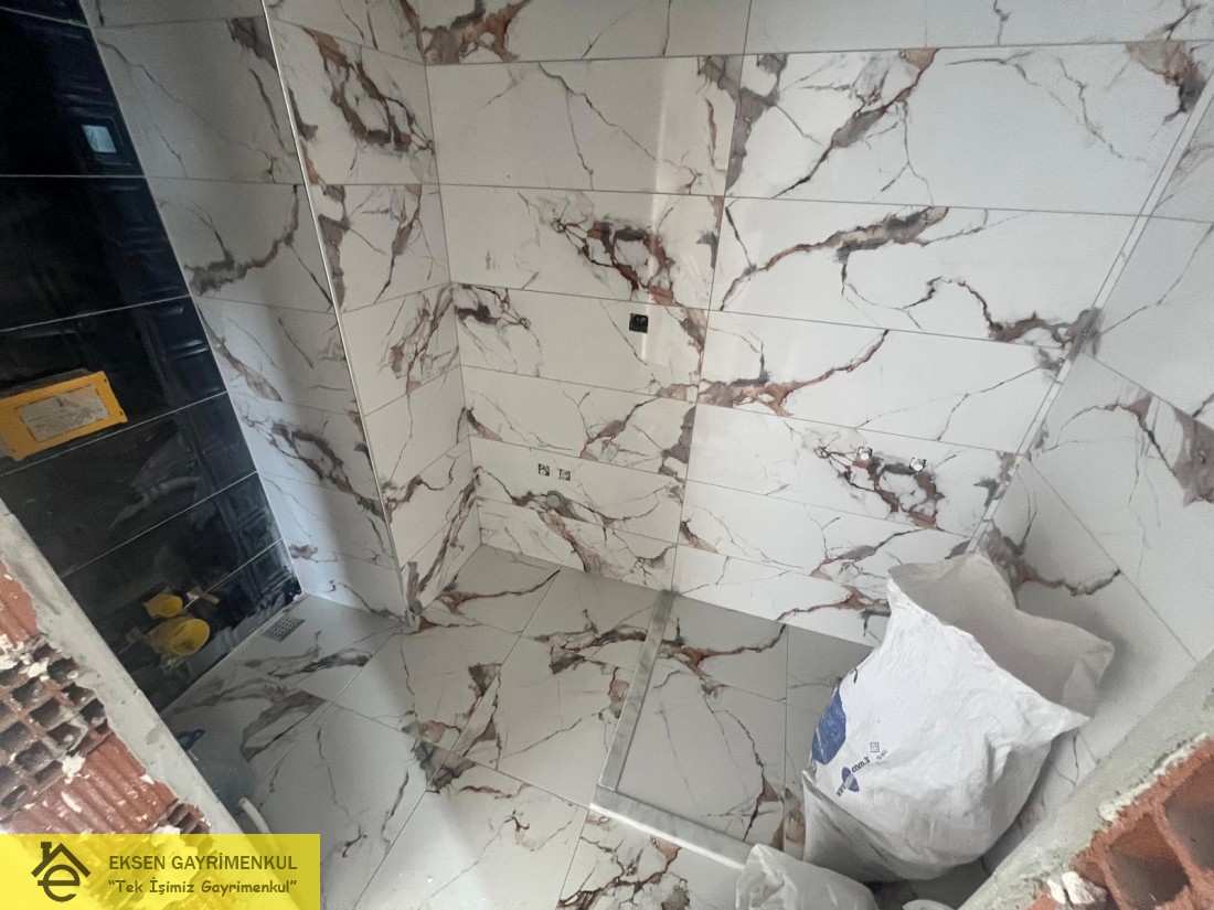 MAVİŞEHİRDE EBEVEYN BANYOLU 2+1 SIFIR DAİRE