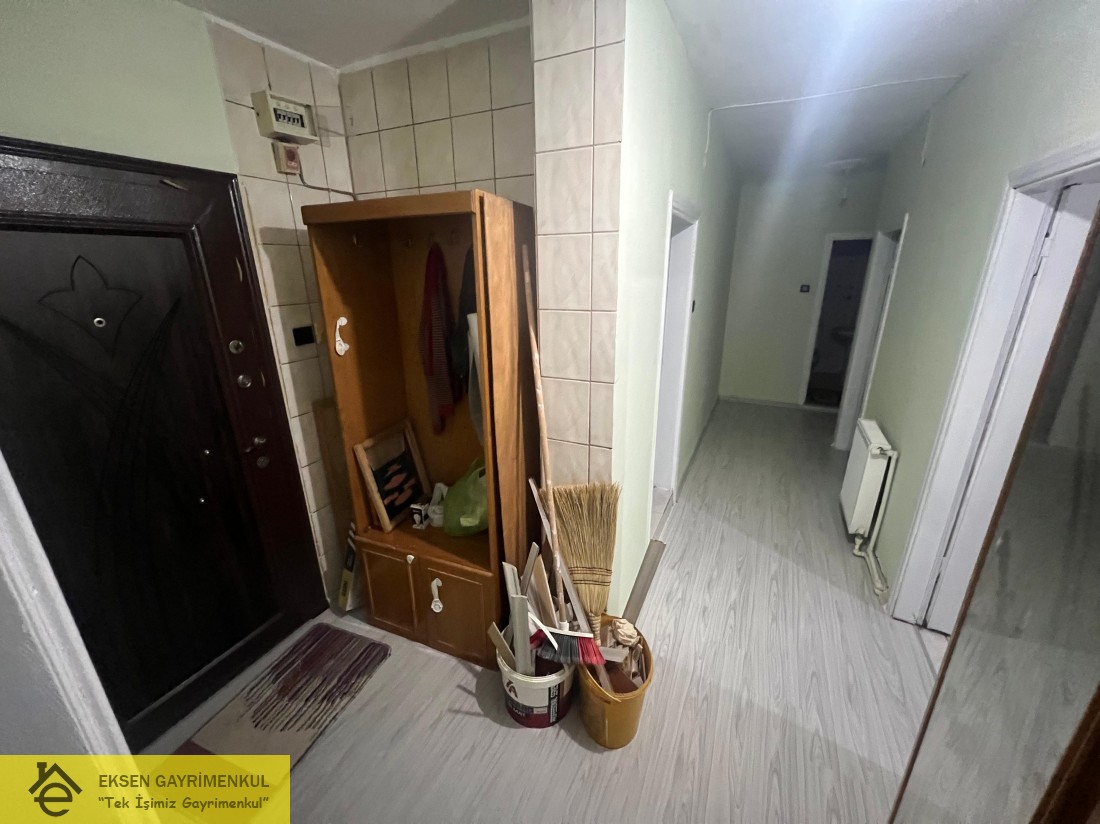 EKSEN DEN DEVREK YOLAYRIMI MEVKİİ ARA KAT KİRALIK DAİRE