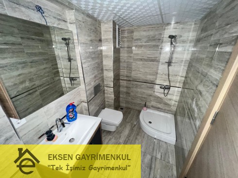 ERDEMİR CADDESİ ÜZERİNDE SIFIR AYARINDA KİRALIK  1+1DAİRE