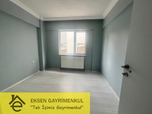 SIFIR AYARINDA EBEVEYN BANYOLU 3+1 DAİRE