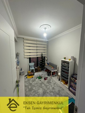 ERDEMİR CADDESİ ÜZERİNDE YENİ BİNADA SATILIK DAİRE