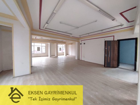 ÇARŞI İÇİ MERKEZİ LOKASYONDA OFİS