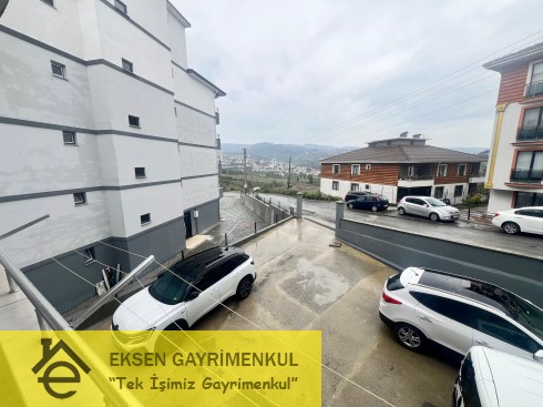 SIFIR AYARINDA EBEVEYN BANYOLU 3+1 DAİRE