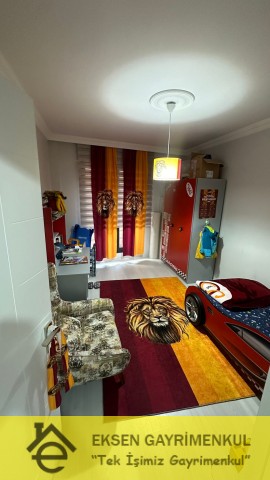 ERDEMİR CADDESİ ÜZERİNDE YENİ BİNADA SATILIK DAİRE